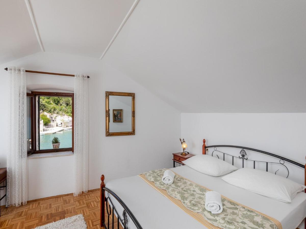 Holiday Home By The Sea - Nina & Kate Ston Exterior foto