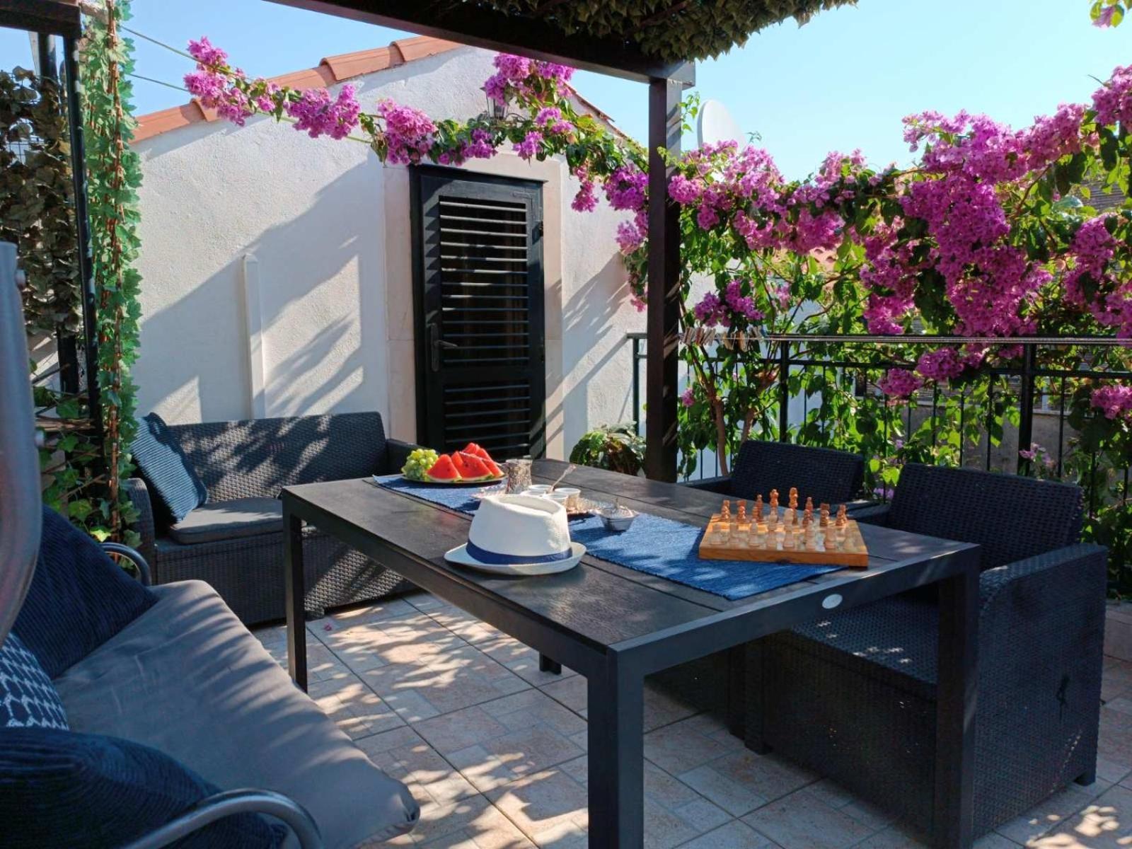 Holiday Home By The Sea - Nina & Kate Ston Exterior foto
